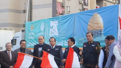 Utamakan Kebutuhan Darurat, Kemenag dan BAZNAS Lepas 10 Truk Bantuan Kemanusiaan ke Palestina