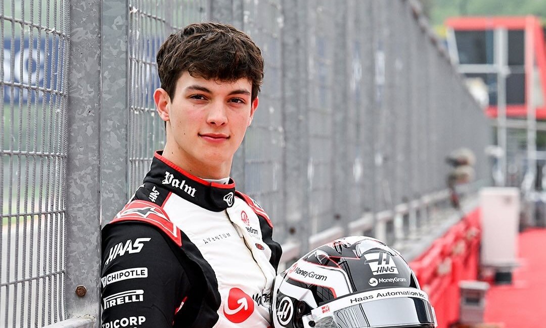 Oliver Bearman akan kemudikan Haas di FP1 F1 GP Spanyol 2024. Foto: instagram.com/haasf1team