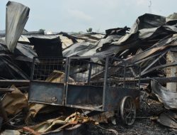 Becak Sampah Jungkit Tinggal Kerangka, Jadi Saksi Bisu Dahsyatnya Kebakaran di Pasar Ngawen 