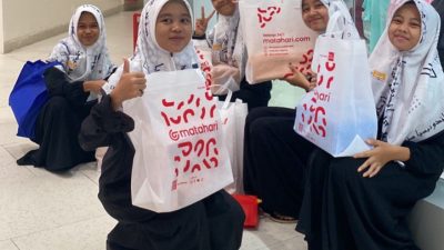 TUTURPEDIA - Tuturpedia, Sekolah Relawan, dan Langkah Baik Indonesia Gelar Belanja Bareng Yatim Dhuafa di Bulan Ramadan