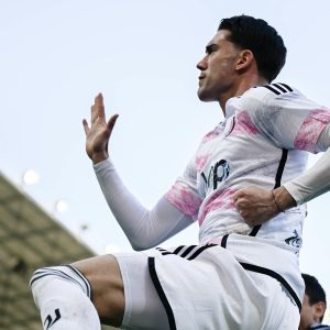 Belum Kalah dalam 12 Laga, Juventus Terus Buntuti Inter di Serie A