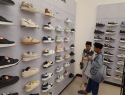 Semarakkan Bulan Ramadan, Tuturpedia.com dan Serins care Gelar Belanja dan Buka Bersama Yatim-Piatu