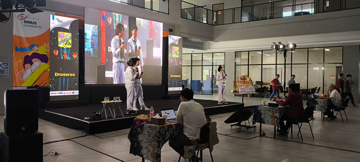 Gelaran Edukasi Siswa dalam Ilmu Terapan (GESIT) 2024, Binus University Semarang diikuti 66 tim dari seluruh Indonesia. Foto: Dok. Alan Henry