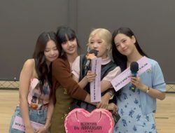 BLACKPINK Rayakan Ulang Tahun ke-8 dengan Kejutan Manis untuk Blink Melalui Siaran Live Bersama