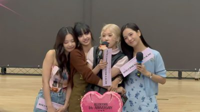BLACKPINK Rayakan Ulang Tahun ke-8 dengan Kejutan Manis untuk Blink Melalui Siaran Live Bersama