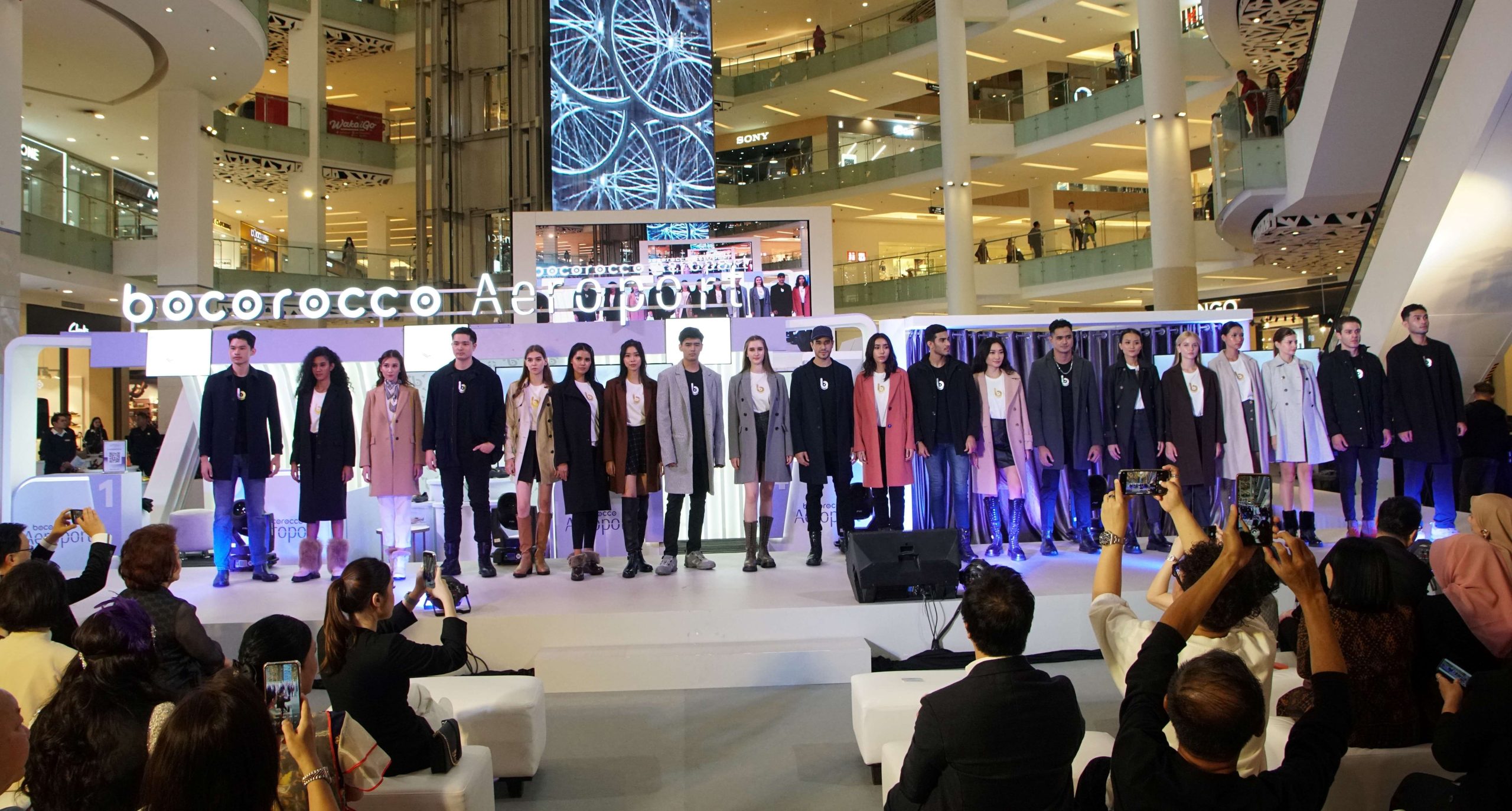 Bocorocco kolaborasi dengan Garuda Indonesia, hadirkan instalasi bandara. Foto: Istimewa