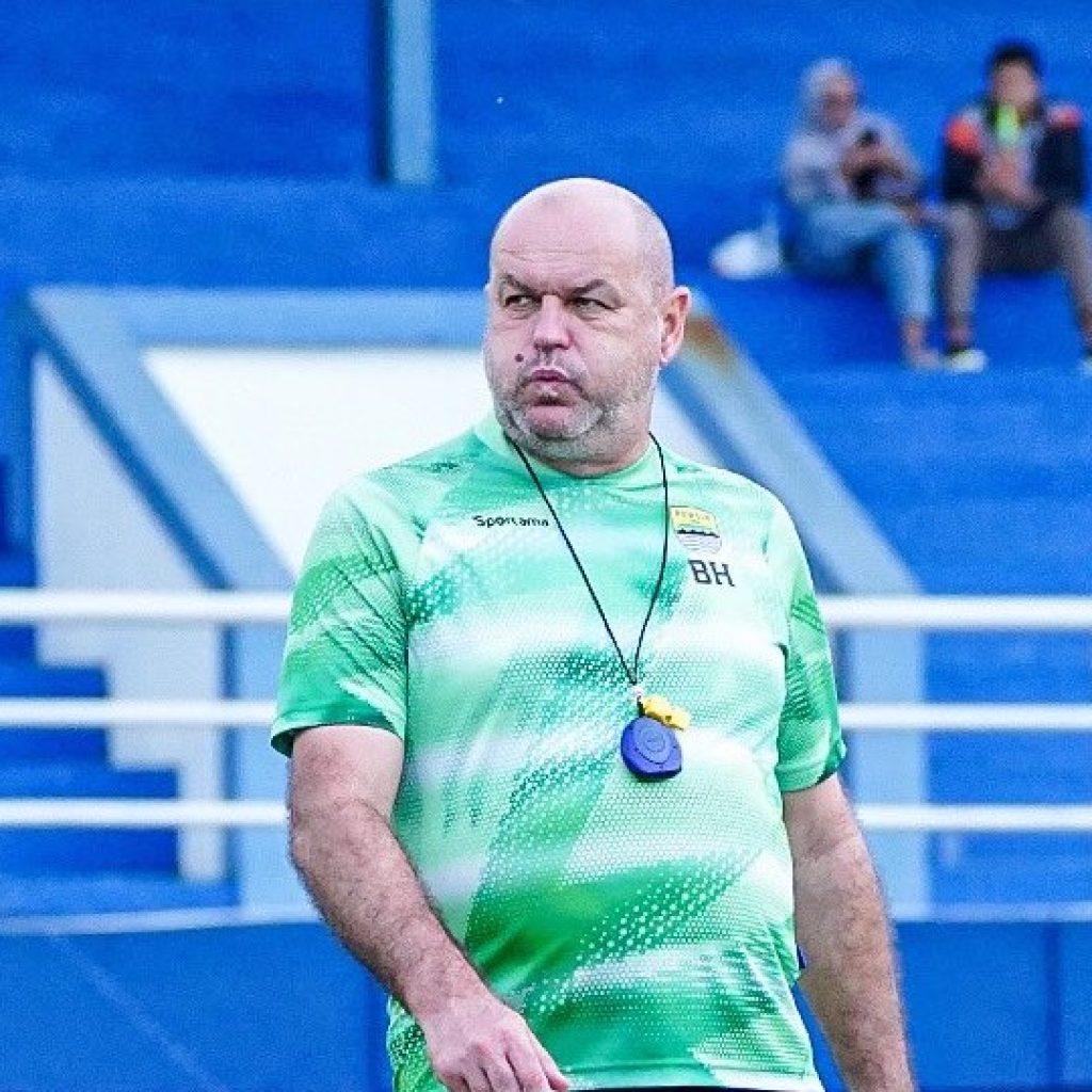 Bojan Hodak menilai laga Persib vs Borneo FC di Piala Presiden 2024 akan sulit. Foto: x.com/persib