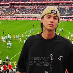 Usai Dikecam, Bright Vachirawit Minta Maaf atas Unggahan Foto Depan Tank Israel di Las Vegas 