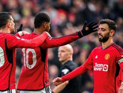 Roy Keane Kecam Keputusan Bruno Fernandes Berikan Kesempatan Penalti ke Marcus Rashford saat Lawan Everton