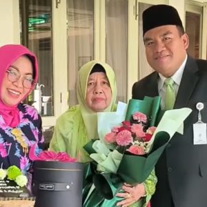 Peringatan Hari Ibu ke-95, Ini Momen Haru Bupati Blora Bersama Ibunda Tercintanya
