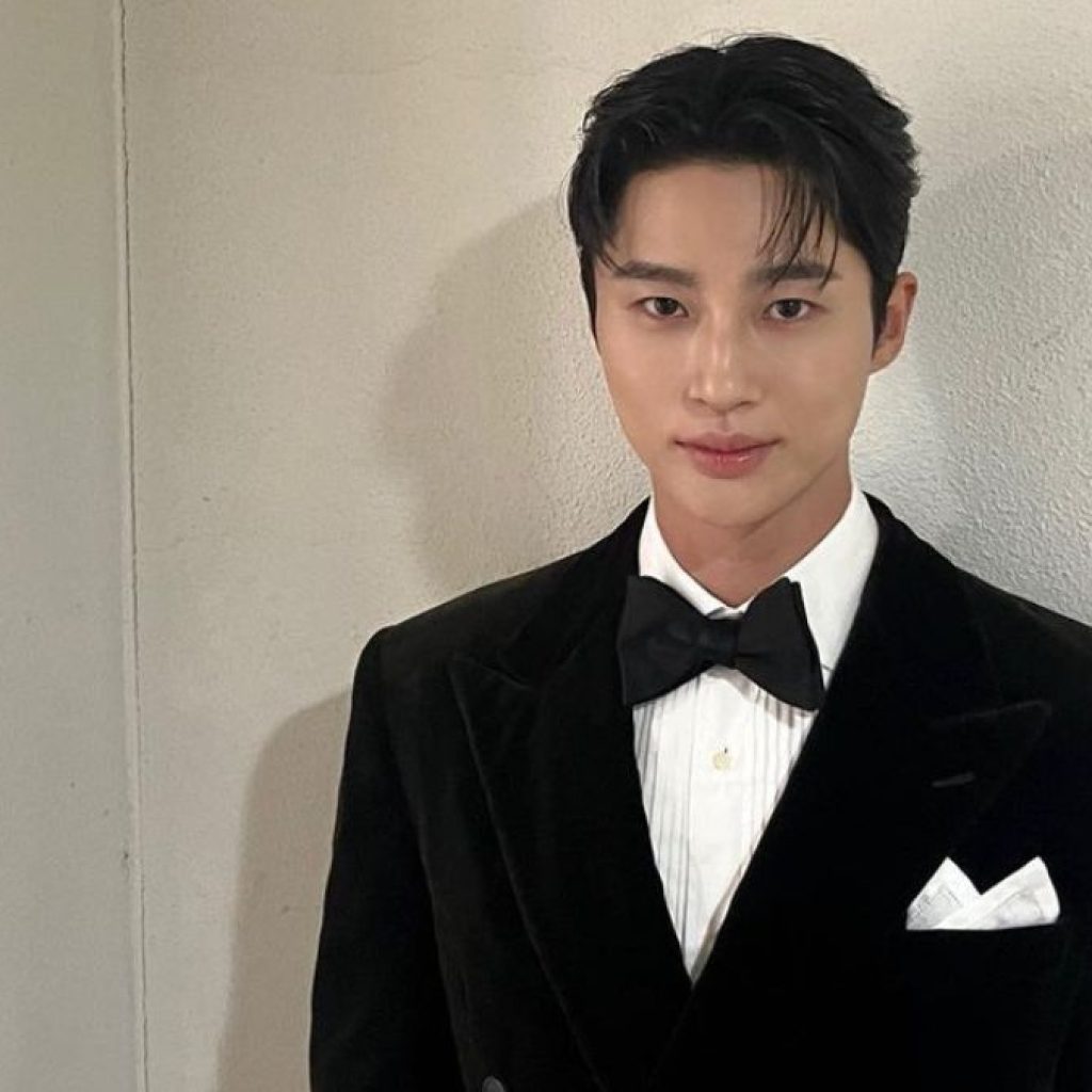 TUTURPEDIA - Byeon Woo Seok hingga Park Bo Gum Masuk Star Brand Ranking Reputation Juni 2024, Ini Daftarnya!