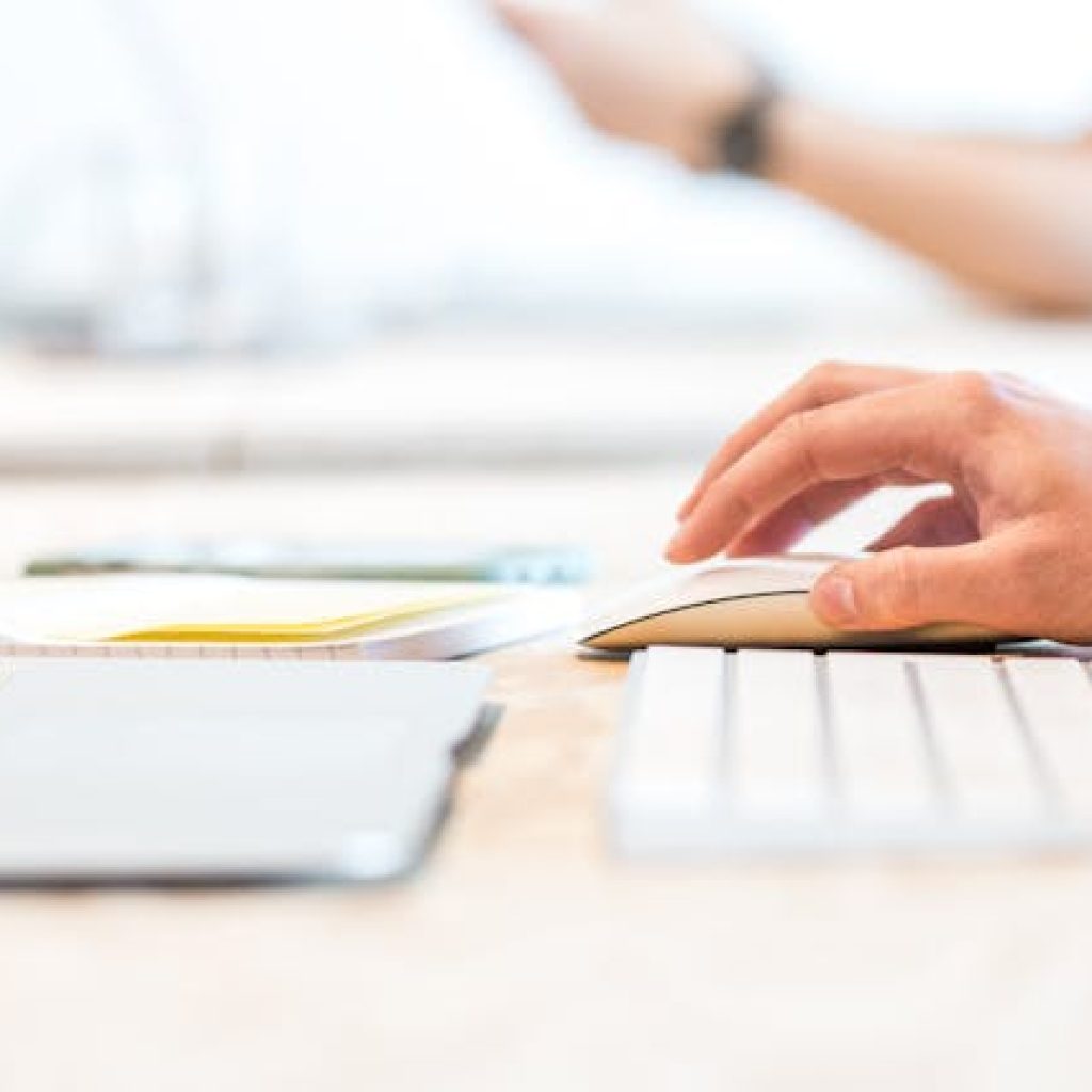Rekomendasi font untuk CV ATS-Friendly. Foto: pexels.com/lexovertoom