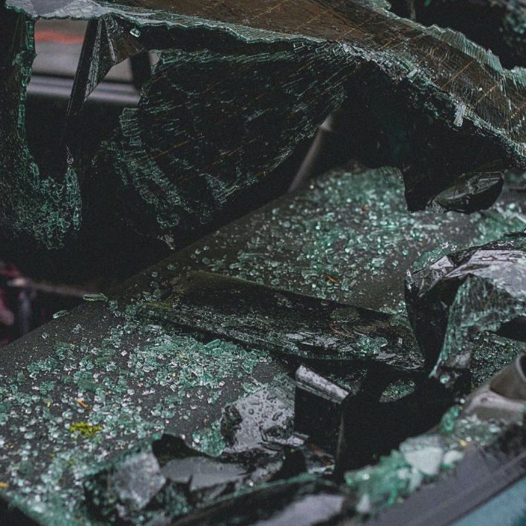 TUTURPEDIA - Tragis! Seorang Caleg PPP Meninggal Dunia Akibat Kecelakaan di Tol Palindra 