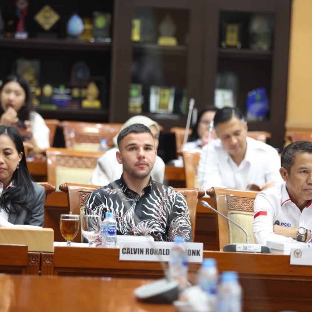 Komisi X dan III DPR RI setuju untuk merekomendasikan kewarganegaraan kepada Calvin Verdonk dan Jens Raven. Foto: PSSI