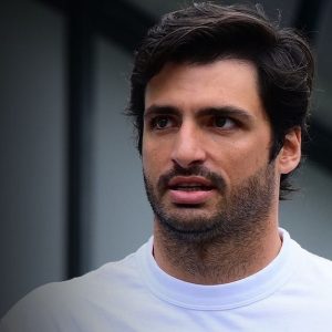 Carlos Sainz Resmi Gabung Williams Racing dengan Kontrak hingga 2026