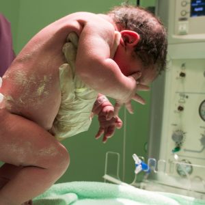 Miris, Begini Cerita Ibu Hamil yang Melahirkan di Palestina Selama Invasi Israel!