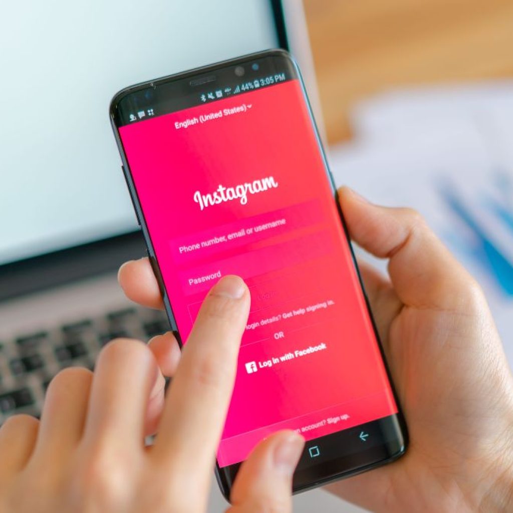 TUTURPEDIA - Fitur Baru Instagram, Influencer Kini Bisa Buat Karakter Chatbot AI Sendiri untuk Penggemar