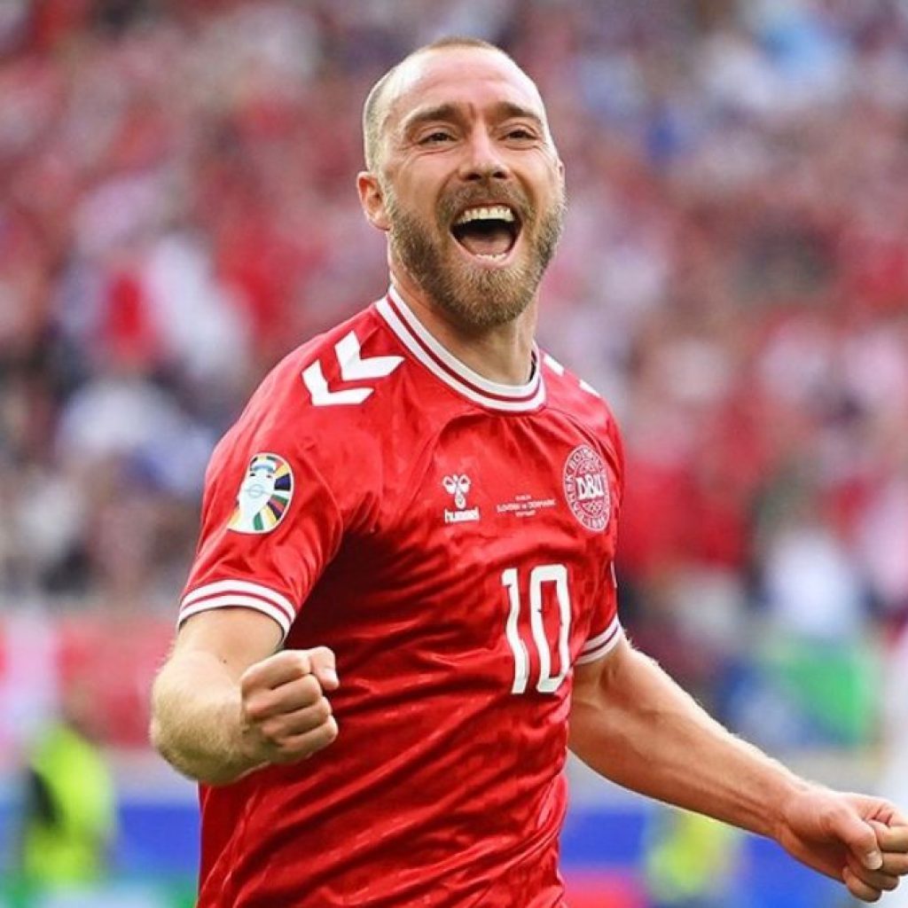 TUTURPEDIA - Tahun 2021 Kolaps karena Henti Jantung, Christian Eriksen Kembali ke EURO dan Cetak Gol