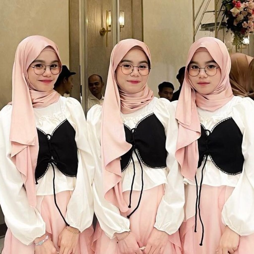 Sosok kembar 3 yang mendapatkan KIPK. Foto: instagram.com/d3kembar