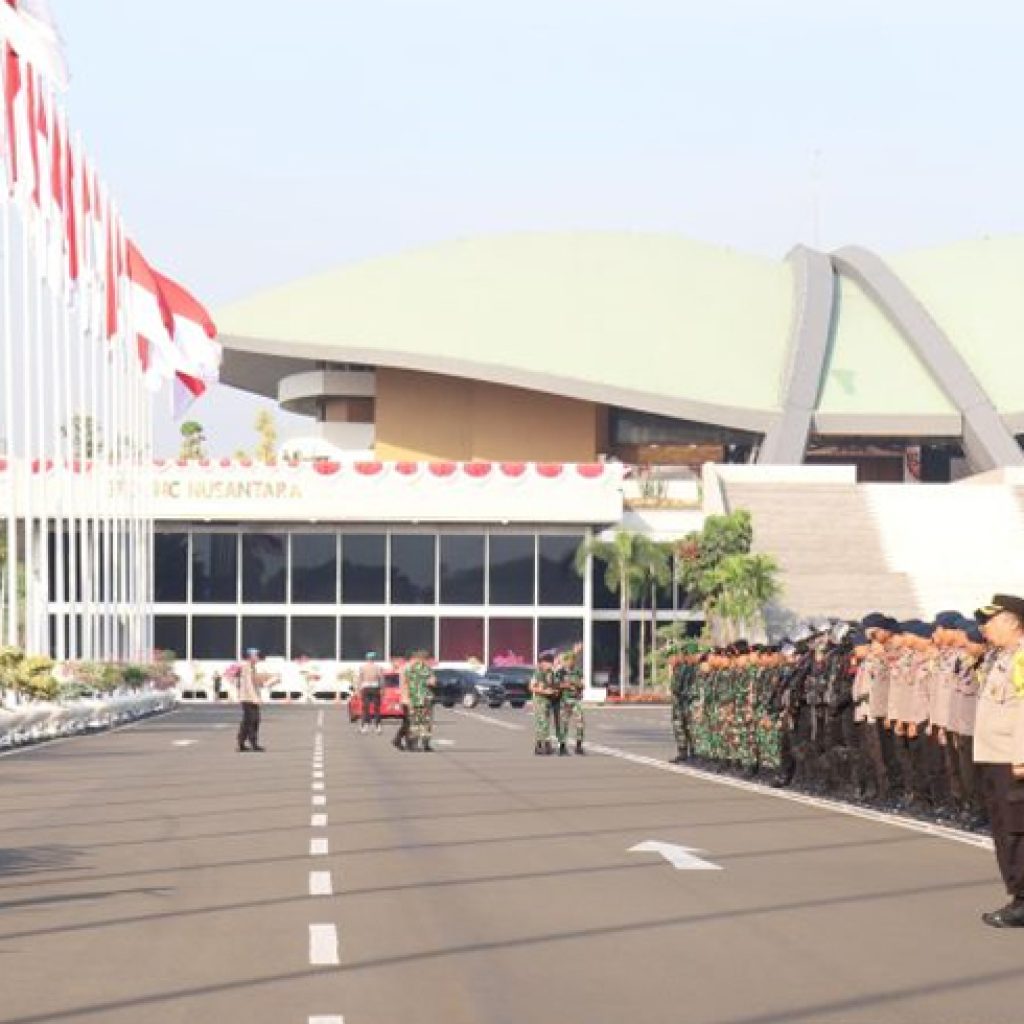 5.614 personel gabungan dan anjing pelacak mengamankan pelantikan anggota DPR. Foto: PMJNews