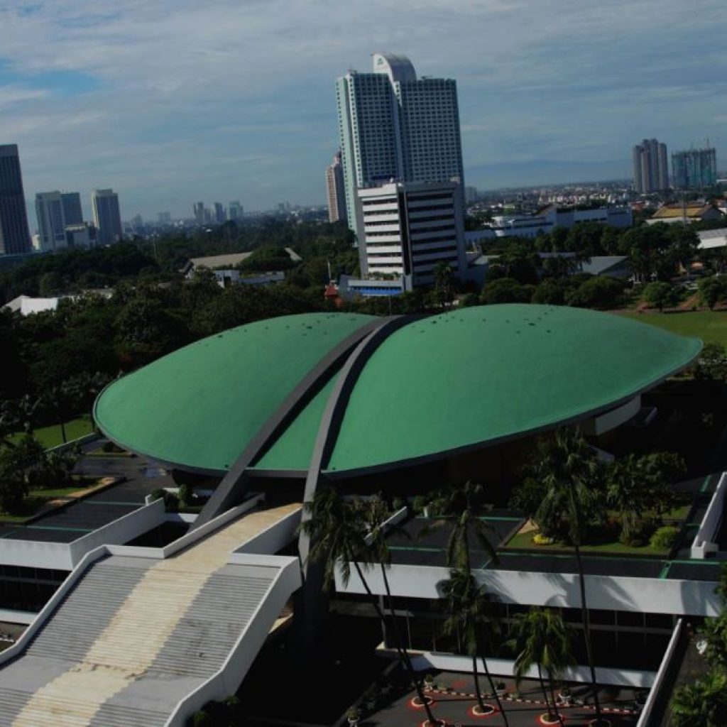 Inilah daftar nama caleg beken yang terancam gagal lolos di dapil Jakarta I. Foto: Laman MPR