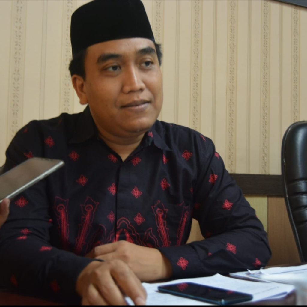 Paguyuban penjaga sekolah negeri sekabupaten datangi DPRD Kabupaten Blora. Foto: Istimewa