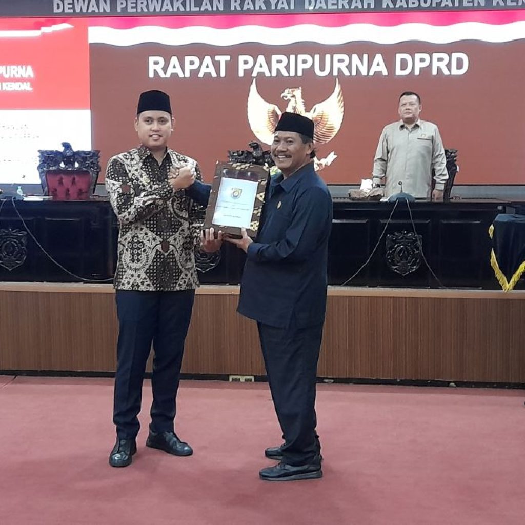 Rapat Paripurna DPRD Kendal. Foto: Dok. Anik