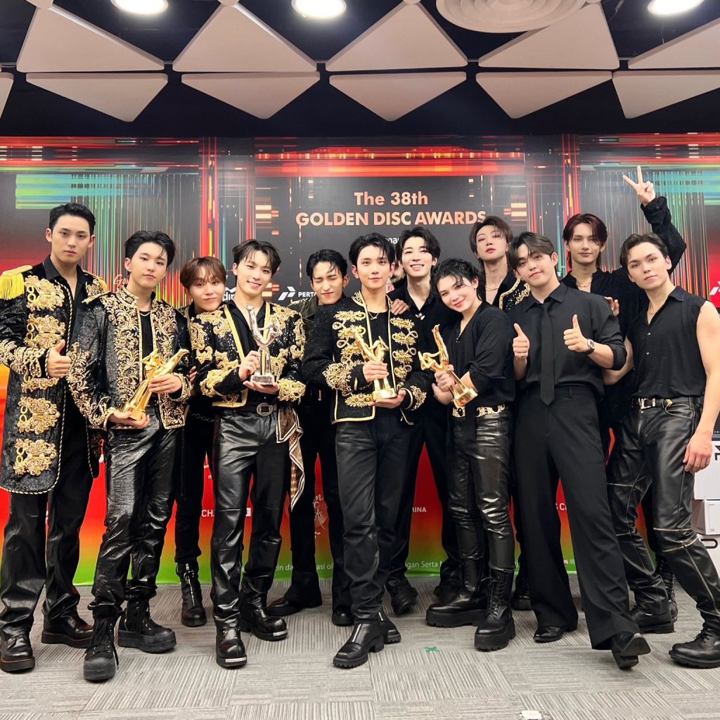 TUTURPEDIA - Sukses Diselenggarakan di Jakarta, Inilah Daftar Lengkap Pemenang Golden Disc Awards 2024!