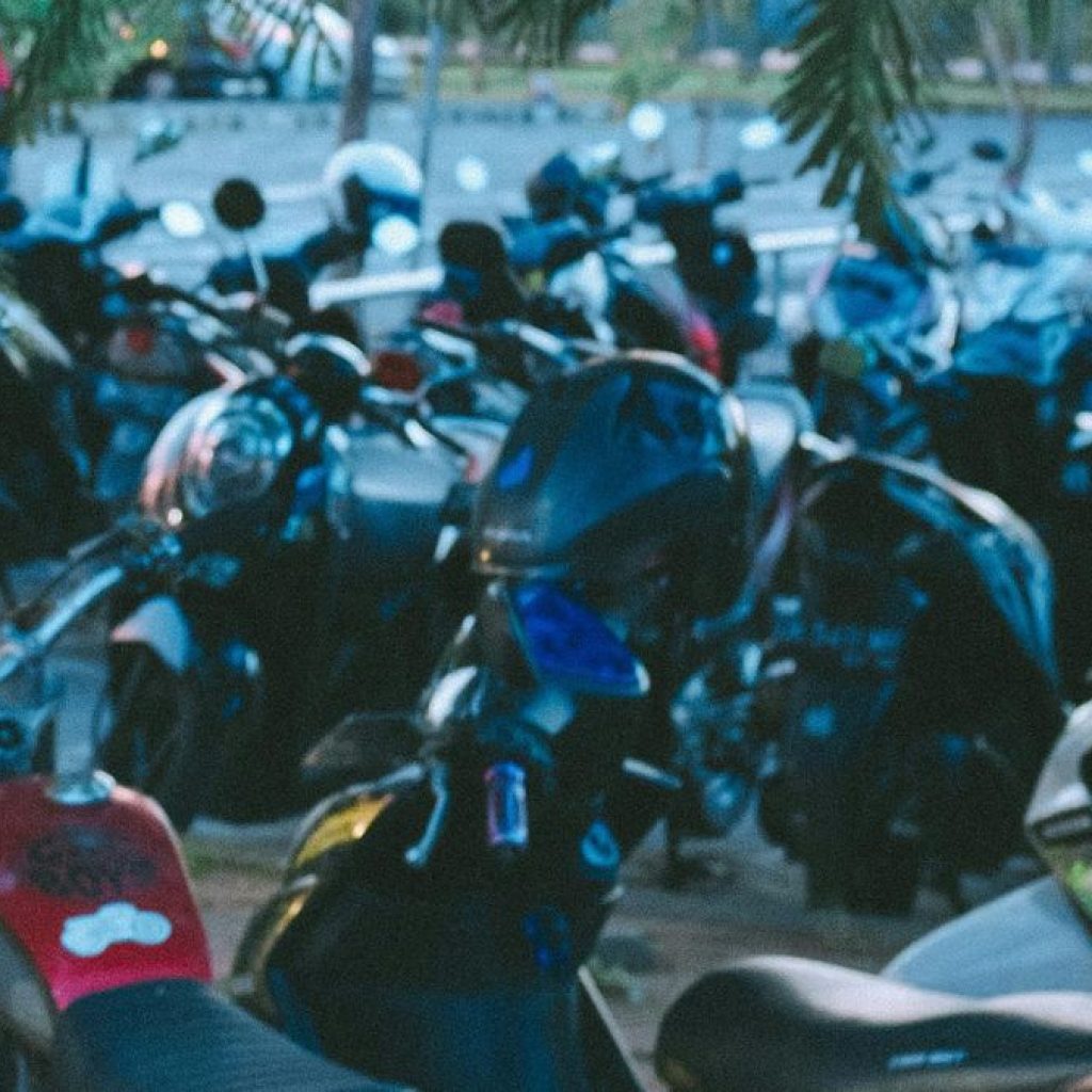 TUTURPEDIA - Polrestro Jaktim Buka Penitipan Kendaraan Saat Mudik, Begini Syarat dan Area Penitipannya!