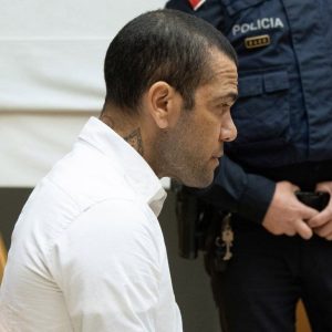 Mantan Bintang Barcelona, Dani Alves Jalani Sidang Buntut Kasus Pelecehan di Spanyol