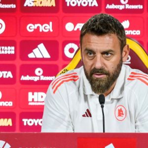 Gagal Menang setelah 4 Laga, Pelatih Daniele De Rossi Resmi Dipecat AS Roma