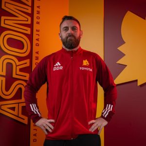 AS Roma Pecat Mourinho, Daniele De Rossi Ditunjuk Jadi Suksesor