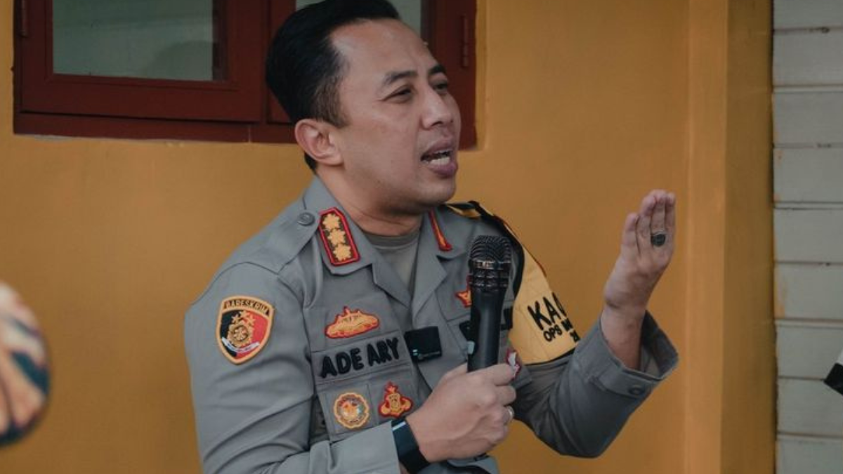 Kombes Pol Ade Ary Syam Indradi ungkap motif ibu lakukan pelecehan pada anak kandungnya. Foto: instagram.com/kapolres_metro_jakarta_selatan