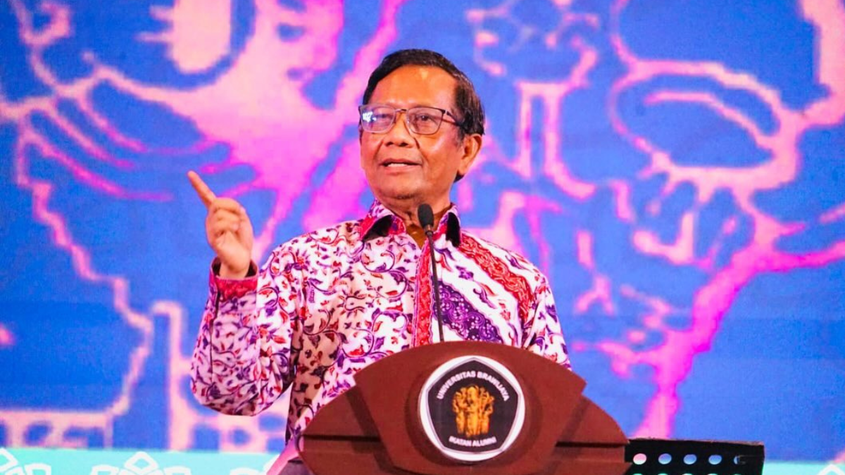 Mahfud MD menyampaikan tanggapan soal pernyataan Bahlil belum ada investor asing masuk ke IKN. Foto: instagram.com/mohmahfudmd