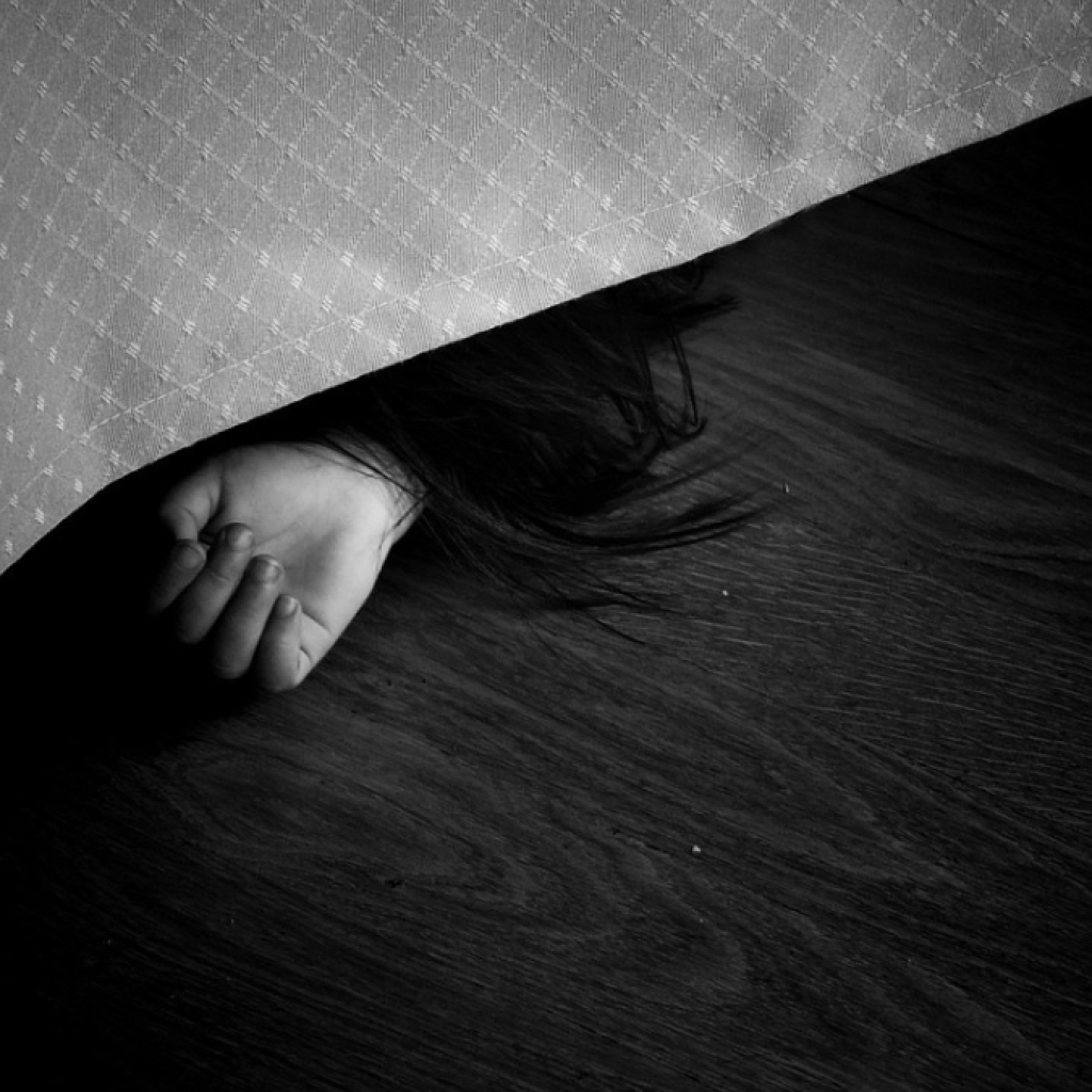 Ilustrasi sosok mayat siswi SMK di Mesuji dengan kondisi mengenaskan. Foto: pixabay.com/publicdomainpictures