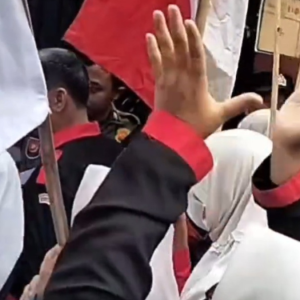 Curiga Sistem PPDB di SMAN 4 Depok Ada Kecurangan, Sejumlah Orang Tua Berunjuk Rasa