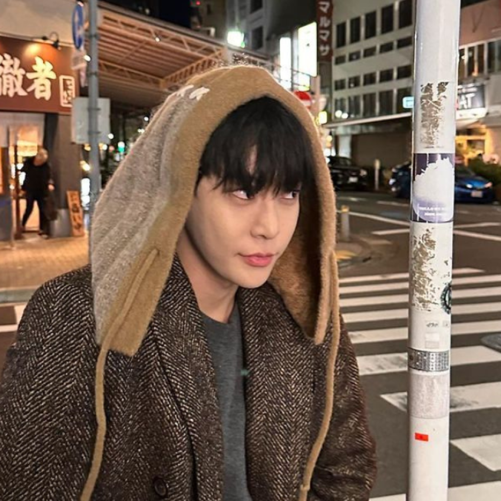 Doyoung NCT rilis album solo bertajuk YOUTH. Foto: instagram.com/do0_nct