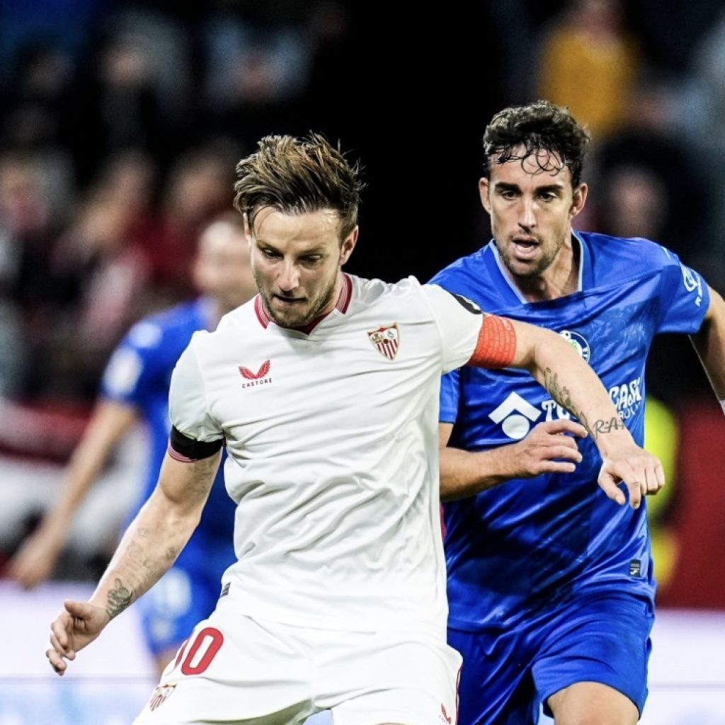 Dua Bulan Tanpa Kemenangan, Sevilla Pecat Pelatih Diego Alonso