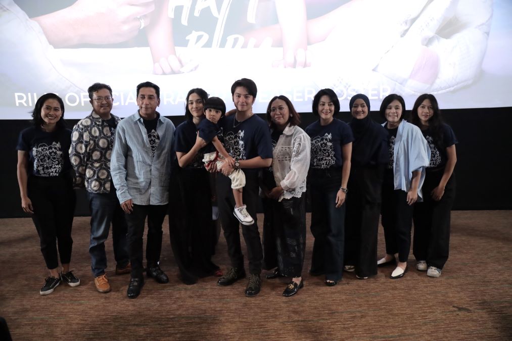 Film Dua Hati Biru akan tayang di bioskop 17 April 2024. Foto: Dok. Istimewa