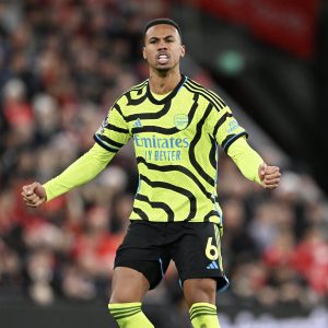 Duet Gabriel-Saliba Mantapkan Ambisi Arsenal Boyong Trofi Liga Inggris Musim Ini