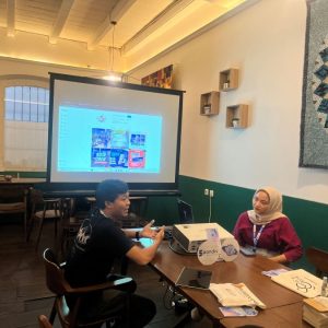 Ngabuburit Asik ala Entre-Stellar Part 2: Pelatihan Digital Branding 