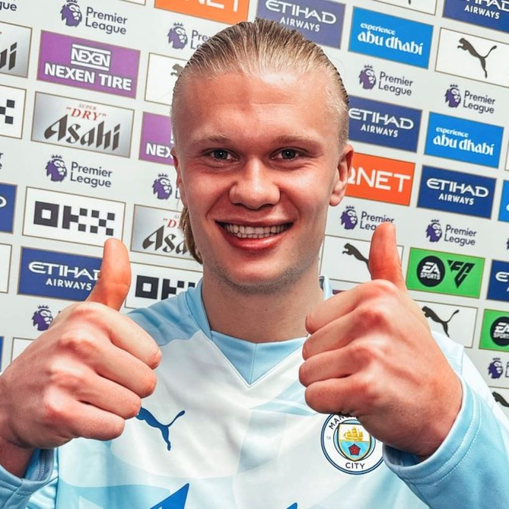 Erling Haaland terus memimpin klasemen top scorer Liga Inggris 2023/24. Foto: x.com/ManCity
