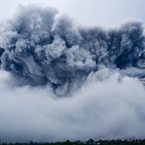 Bangunan dan Rumah Rusak akibat Letusan Gunung Ruang, Pemerintah akan Relokasi Pengungsi ke Manado 