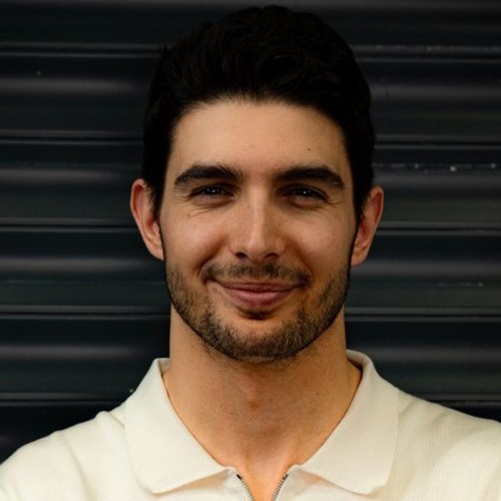 Esteban Ocon bergabung ke Haas mulai F1 2025. Foto: x.com/OconEsteban