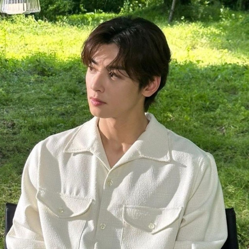 Setelah 8 Tahun, Cha Eun Woo Bersiap Rilis Album Solo Perdananya