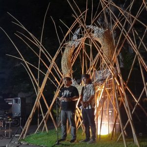 Pesantren Sastra Semarang Bincang dan Diskusi Buku ‘Penyair Sebagai Mesin’
