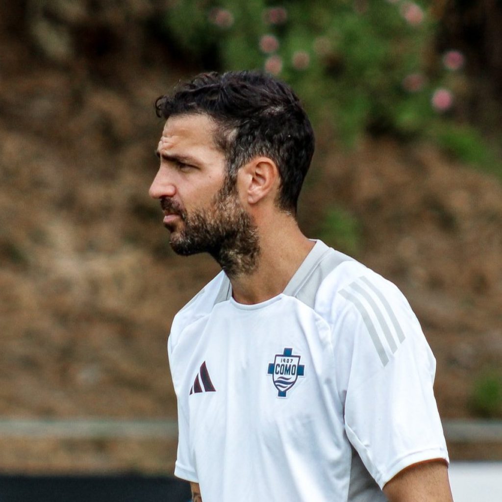 Cesc Fabregas jadi pelatih permanen Como. Foto: x.com/Como_1907
