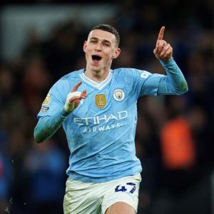 Phil Foden dan Khadija Shaw Jadi Pemain Terbaik Versi FWA