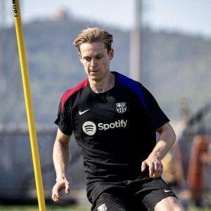 De Jong Akhirnya Angkat Bicara, Bantah Tudingan Gaji Rp625 Miliar dan Ogah Operasi Cedera Engkel