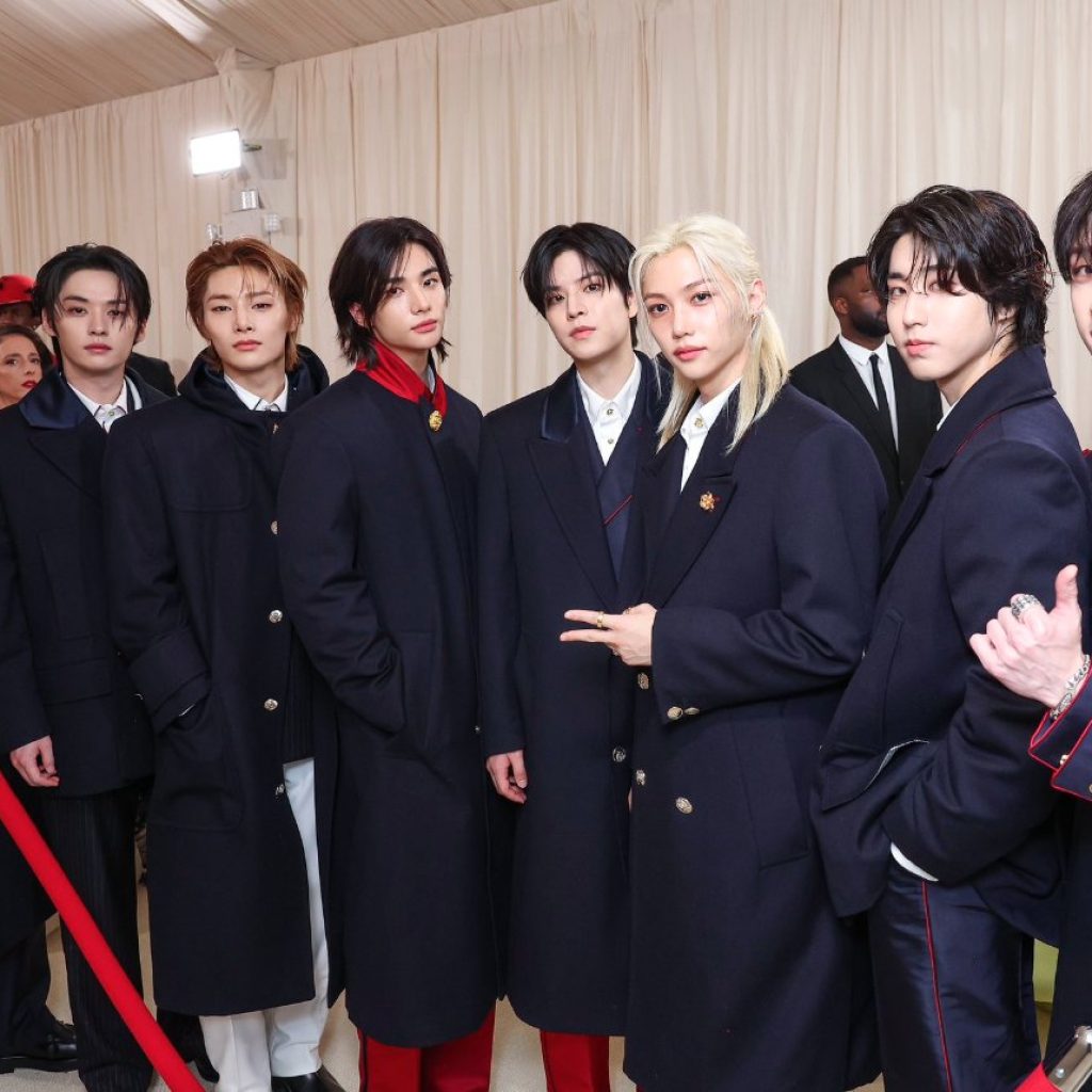 TUTURPEDIA - Stray Kids Jadi Korban Rasisme dan Xenofobia di Acara Met Gala 2024, Reaksi Bang Chan Tuai Pujian